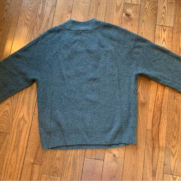 Womens gap mock neck sweater - medium - Picture 5 of 5